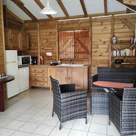 Le Tri Haut De Bellevue - Bungalow Colibri Pointe-Noire Buitenkant foto