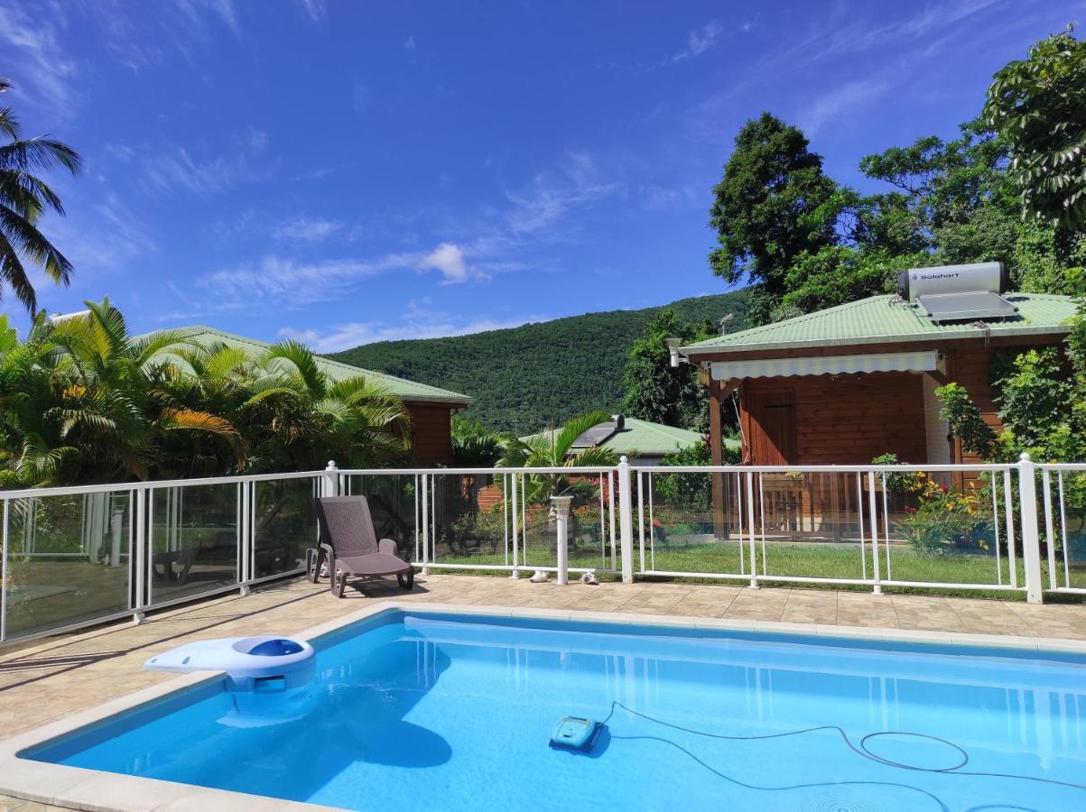Le Tri Haut De Bellevue - Bungalow Colibri Pointe-Noire Buitenkant foto